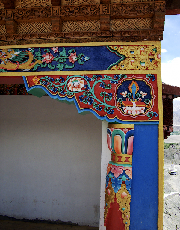 Decoration, Matho Gompa