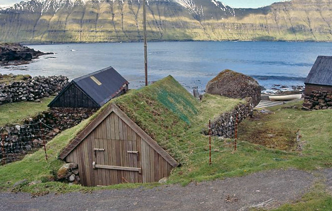 E12 Elduvik Boat Sheds