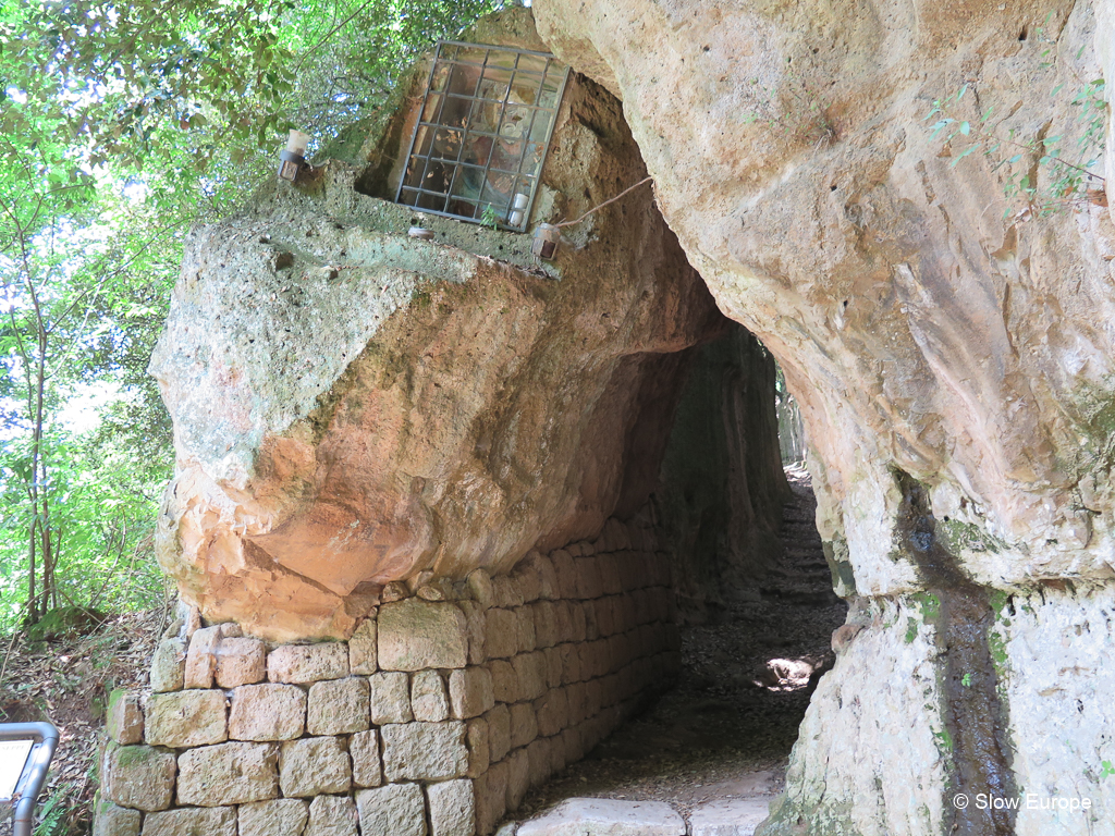 Etruscan Pathways near Pitigliano