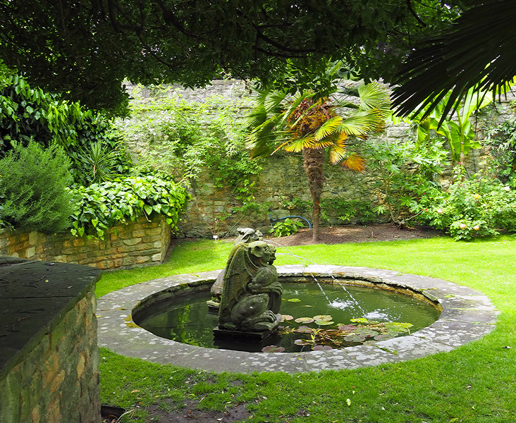 Fellows Garden, Trinity College Oxford