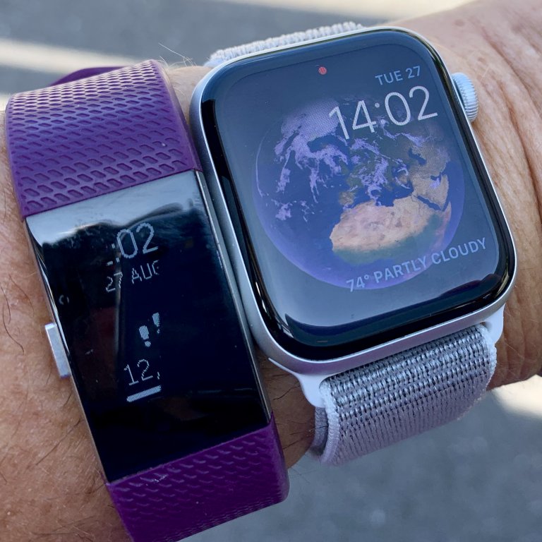 Fitbit vs Apple Watch