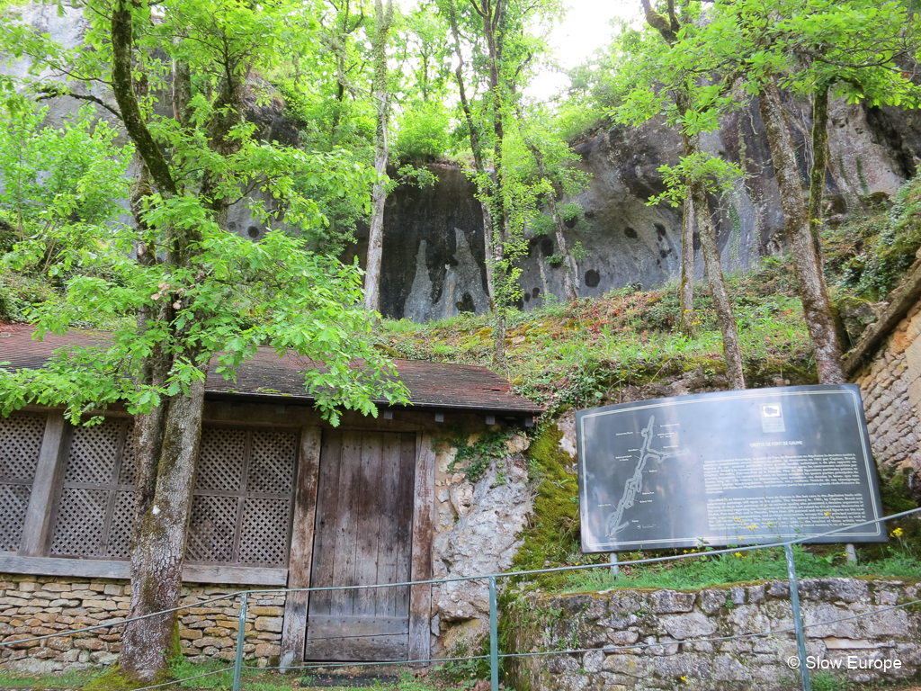 Font-du-Gaume Cave