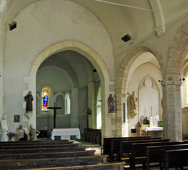 Fougères-sur-Bièvre, Église St Eloi.png