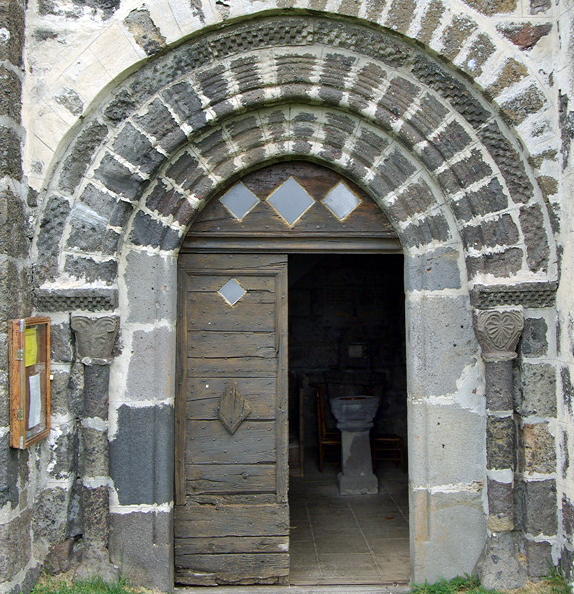 Girgols, Église Notre-Dame de la Nativité