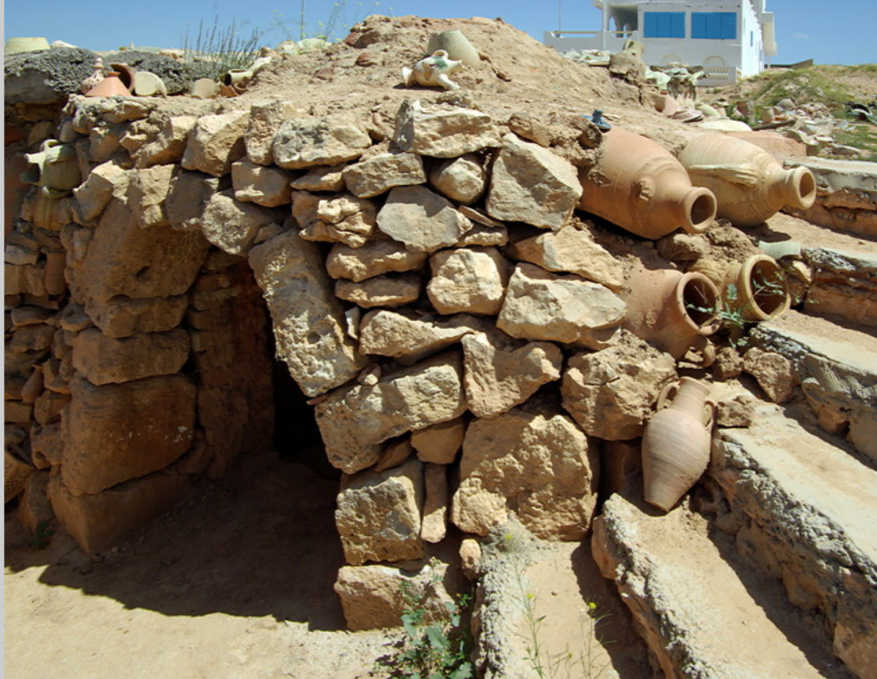 Guellala pottery - kiln door