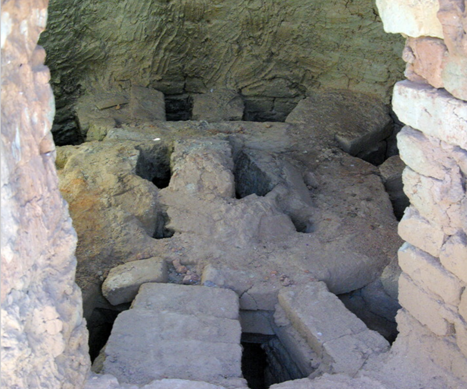 Guellala pottery - kiln floor