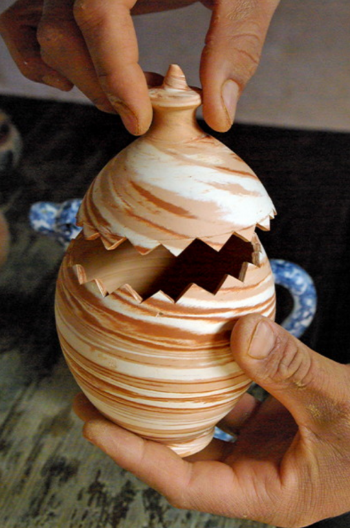 Guellala pottery -  'security' sweet jar