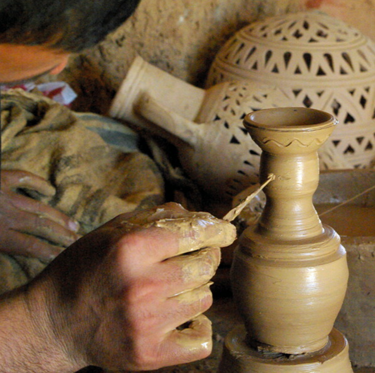 Guellala pottery