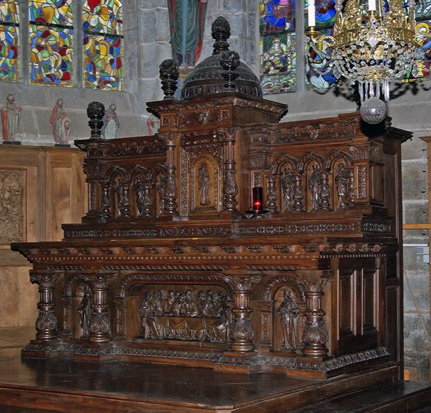 Guimiliau church,  high altar