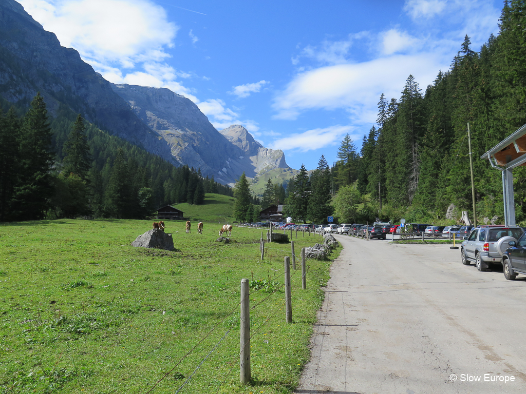 Lenk Hiking