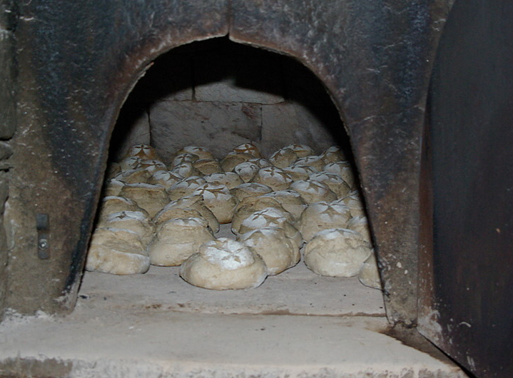 Les Forges des Salles, communal bread oven