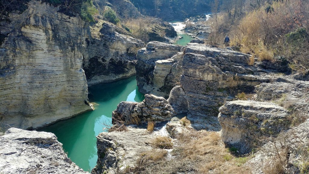 Marmitte dei Giganti down in the "canyon"