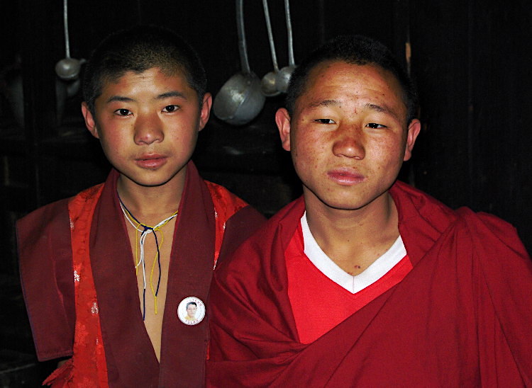 Monks, Dramatse Gompa, Bhutan