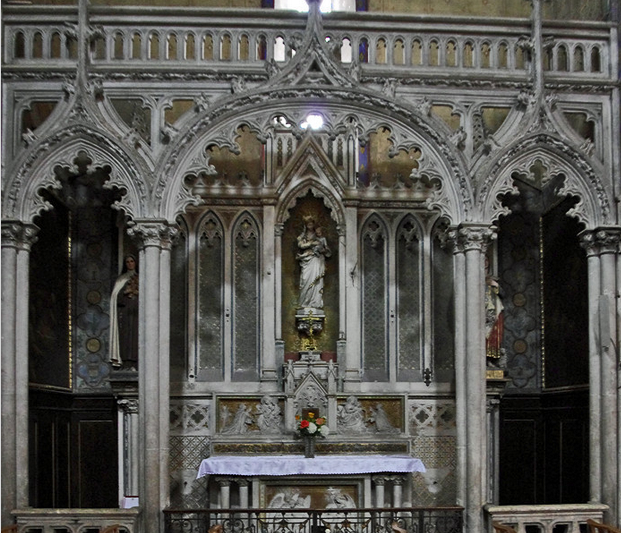 Montesquieu-Volvestre, Église St-Victor altar on south wall