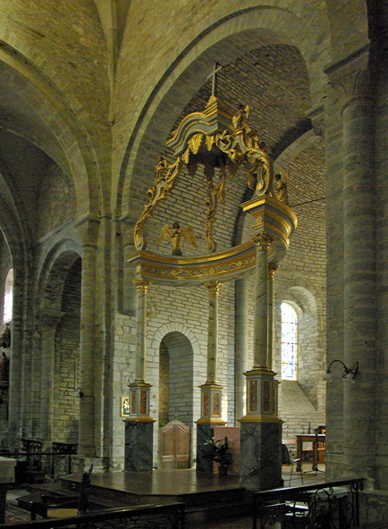 Montsalvy Abbey - chancel