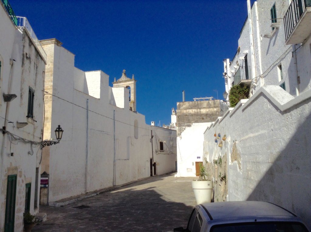 Ostuni ape 6.jpg