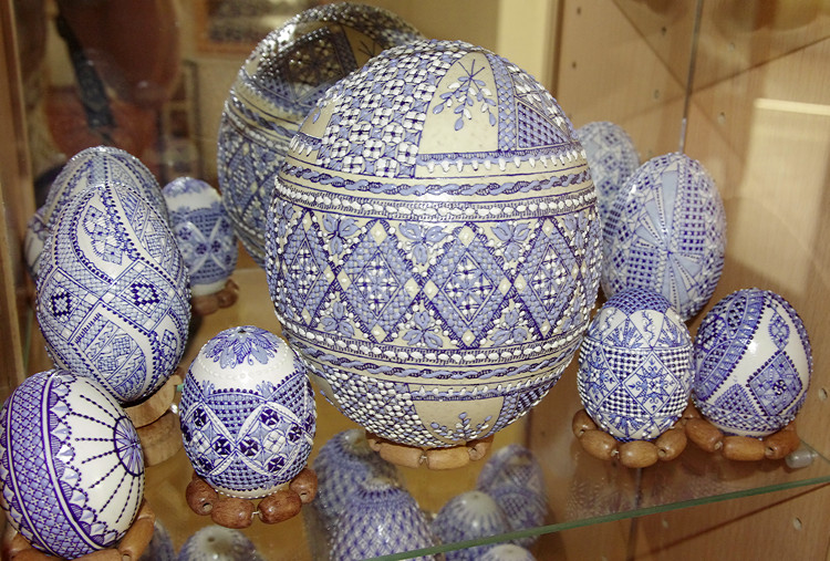 Painted Egg Museum, Vama