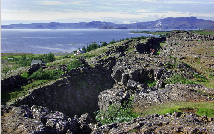 Pingvellir - View & Rift