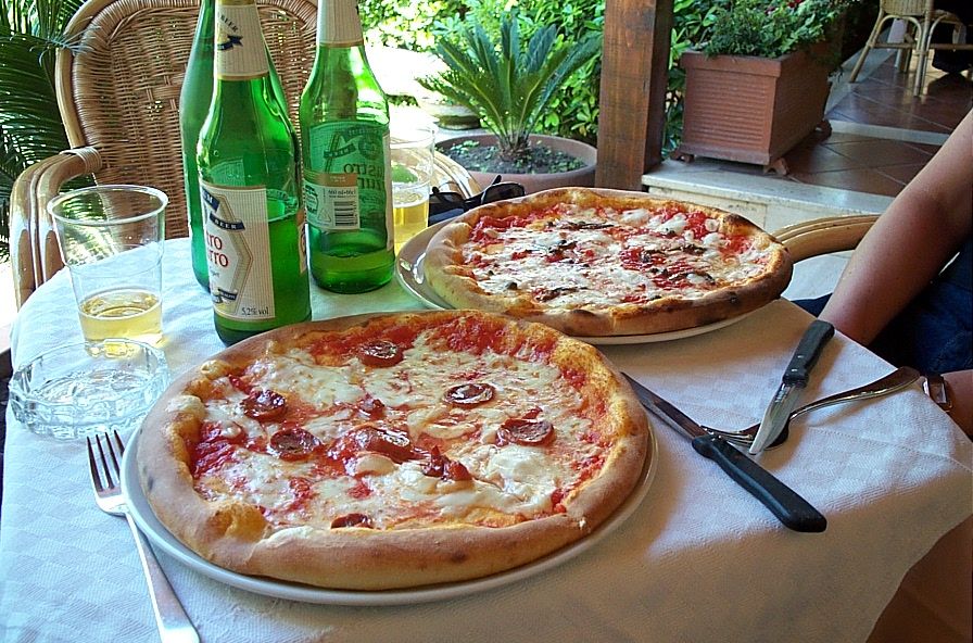 Pizza at Paestum