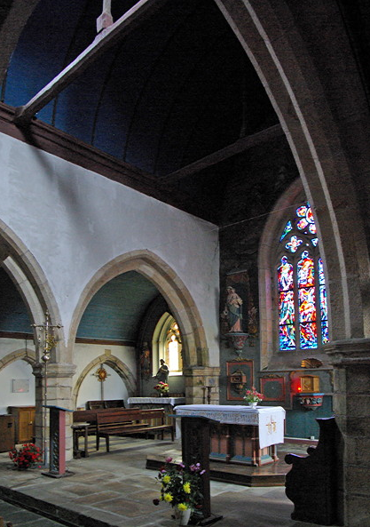 Ploujean church, chancel