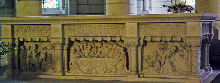 Preuilly-sur-Claise, Abbey of St-Pierre - high altar.png