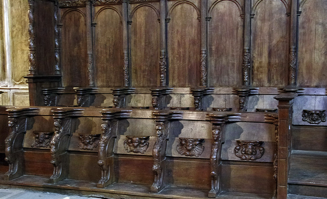 Rieux-Volvestre, Cathédrale Sante-Marie  - choir stalls