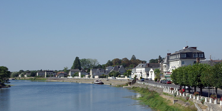 River Cher, Montrichard.png