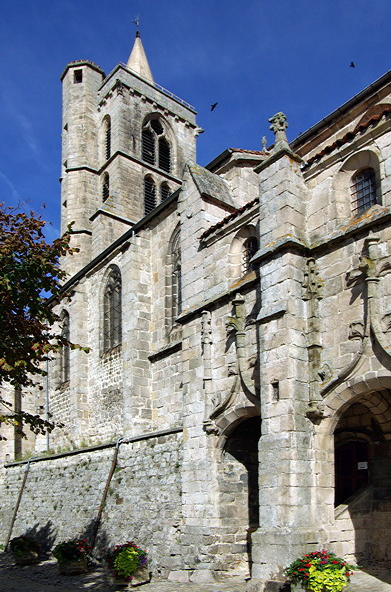 Saint-Bonnet-le-Château, Collegiate Church