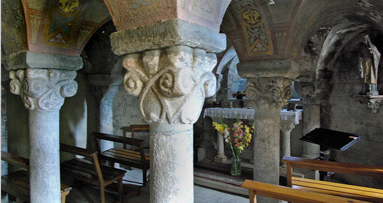 Saint-Jean-Soleymieux, Église St-Jean-Baptiste - crypt of Notre-Dame-sous-Terre