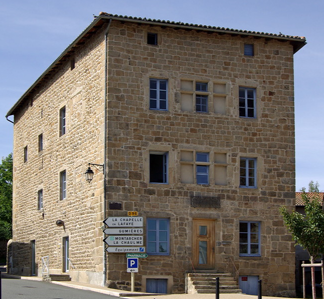 Saint-Jean-Soleymieux, Notary's building