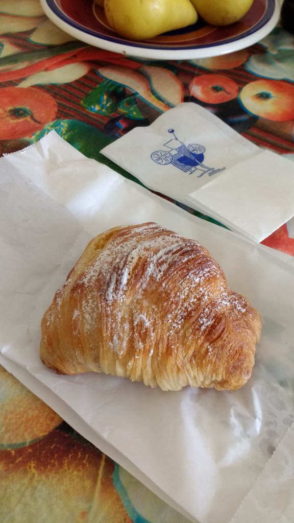 Sfogliatella from Bar Internazionale