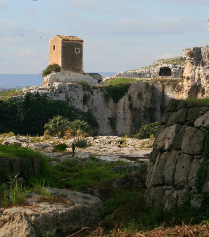 siracusa archeo site 1.jpg