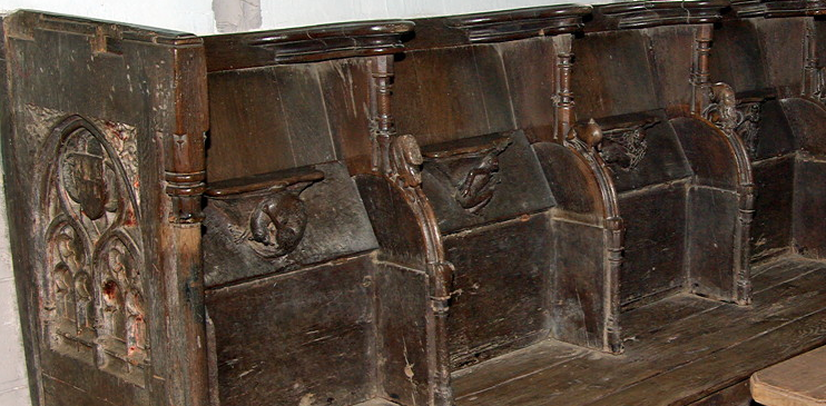 St-Illide Church - choir stalls