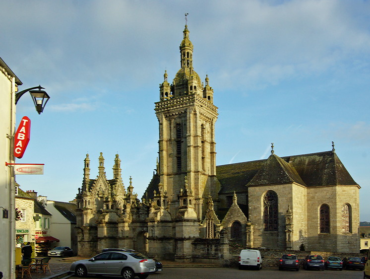 St Thégonnec parish close