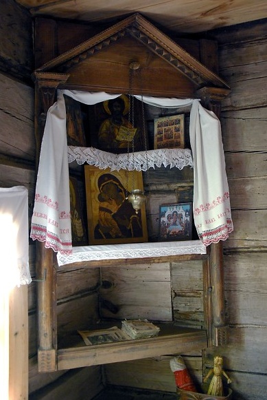 Suzdal Museum of Wooden Architecture and Everyday Life of Peasants - red corner