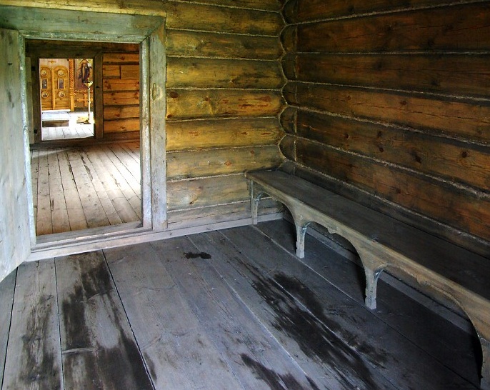 Suzdal Museum of Wooden Architecture and Everyday Life of Peasants - Resurrection Church porch