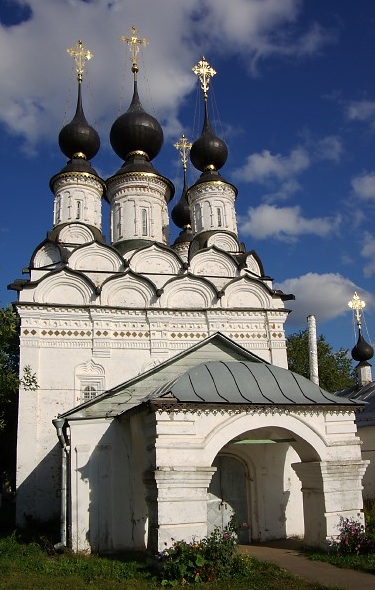 Suzdal, St Lazarus Church