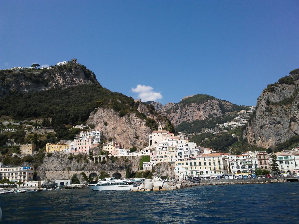 town on the Amalfi Coast, name?