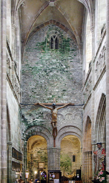 Tréguier Cathedral, Tour Hastings