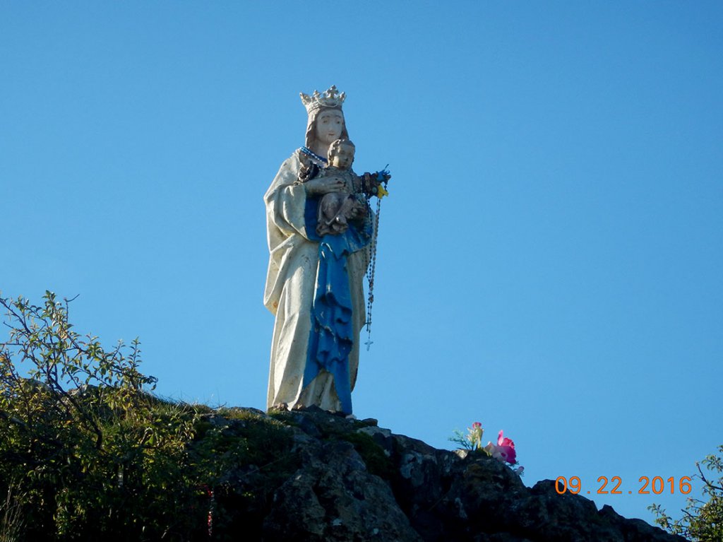 Vierge d'Orisson Statue