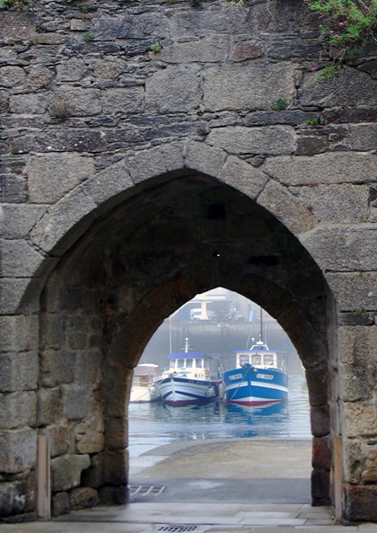 Ville Close Concarneau, gateway to ferry