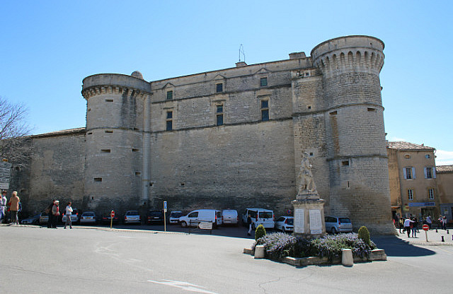 2.1428374040.gordes.jpg