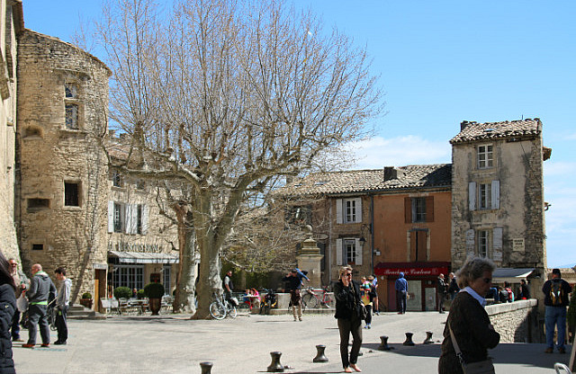 2.1428374040.1-gordes.jpg